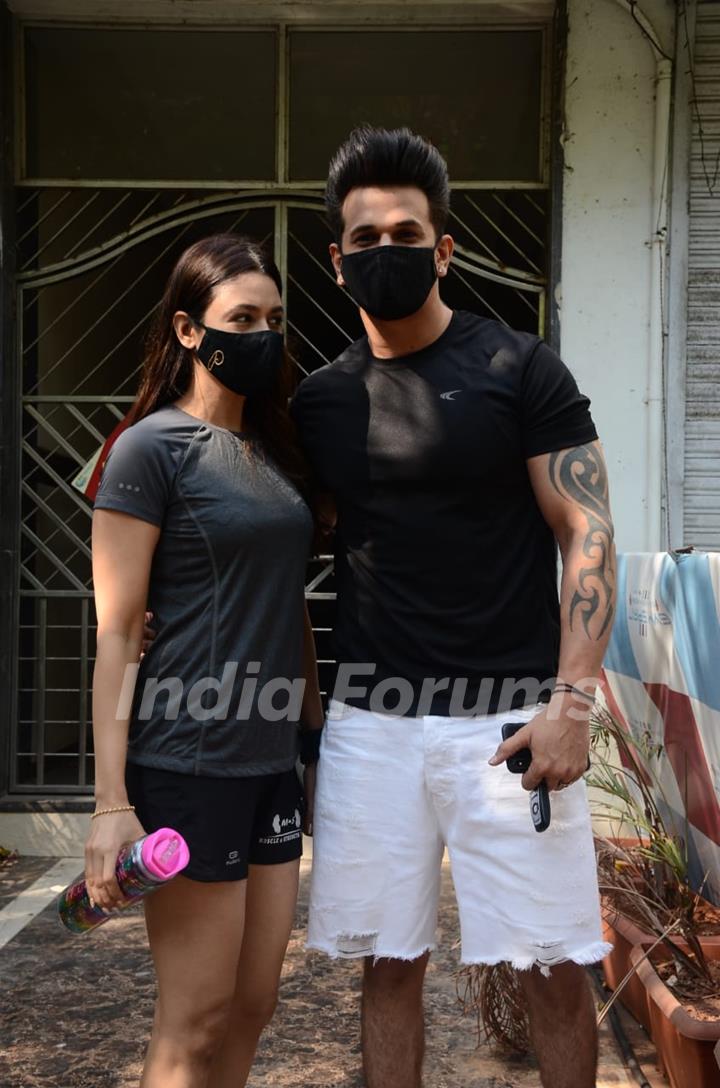 Yuvika Chaudhary and Prince Narula snapped in Versova, Andheri