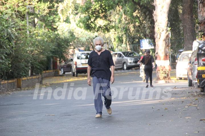 Naseeruddin Shah spotted in Bandra