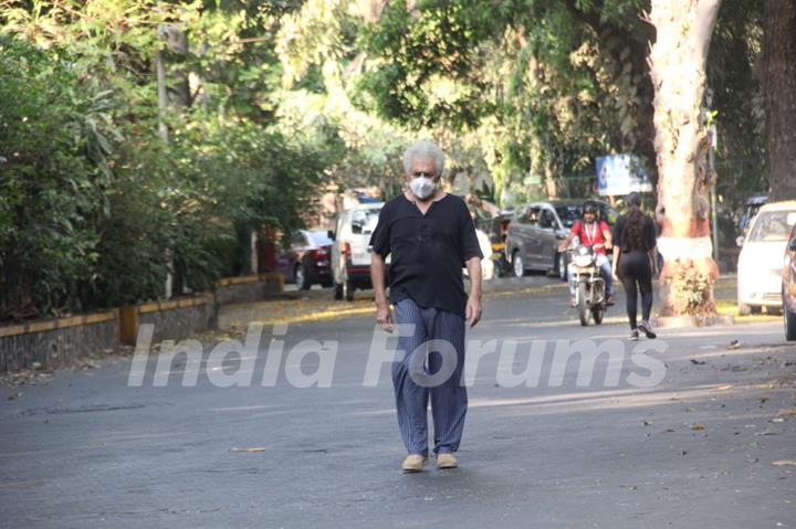 Naseeruddin Shah spotted in Bandra