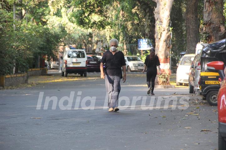 Naseeruddin Shah spotted in Bandra