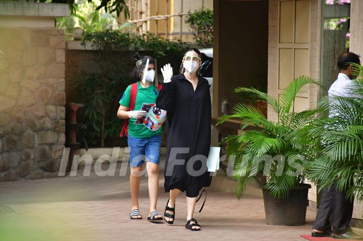 Karisma Kapoor with her son at sister Kareena Kapoor Khan's residence