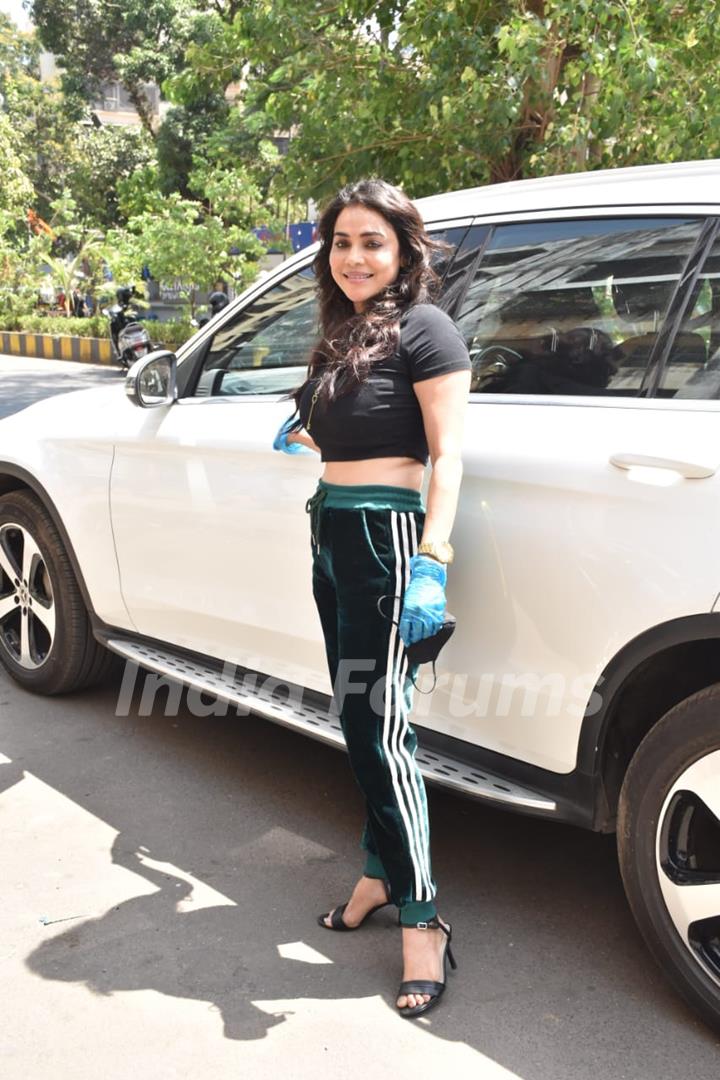 Nikita Rawal snapped at Lokhandwala Andheri