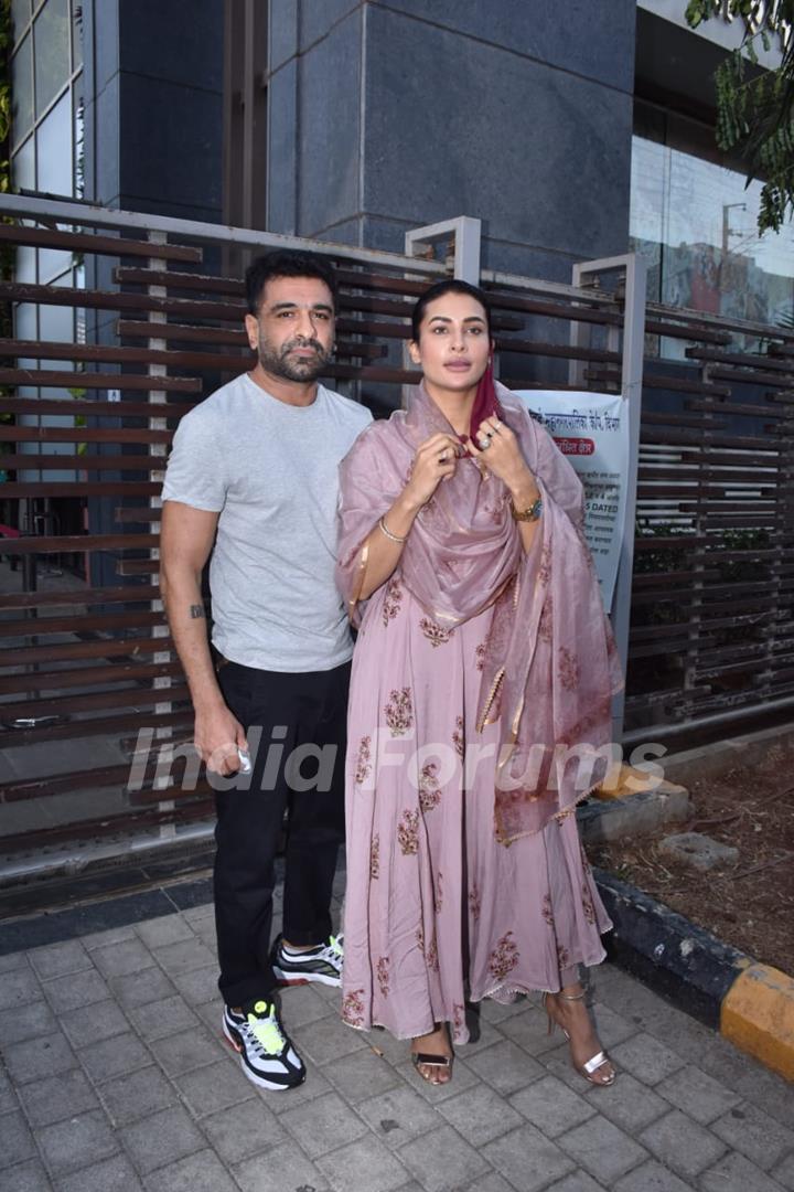 Pavitra Punia celebrates her birthday with Eijaz Khan