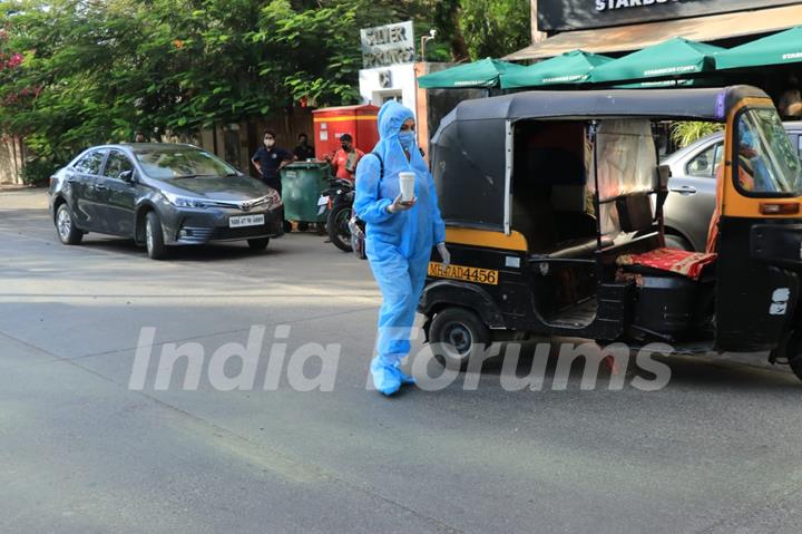 Rakhi Sawant snapped wearing PPE kit at Lokhandwala