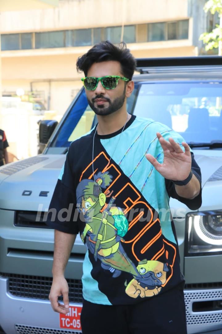 Rahul Vaidya snapped at Andheri