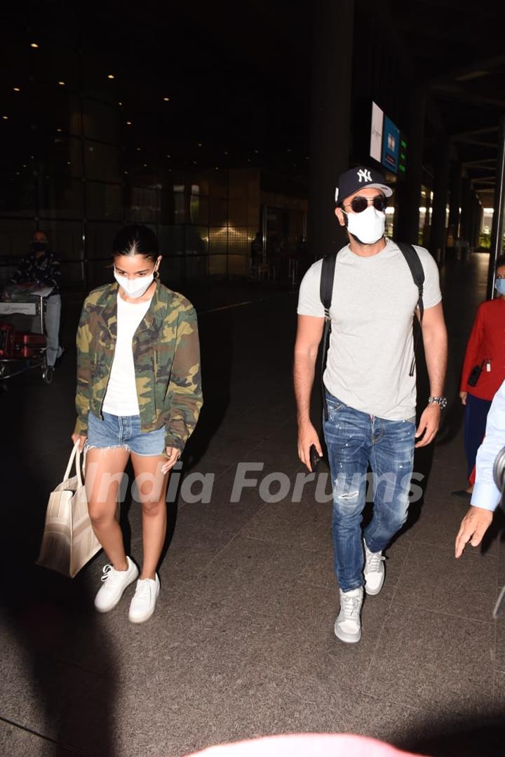 Alia Bhatt and Ranbir Kapoor return to Mumbai from their Maldives vacation