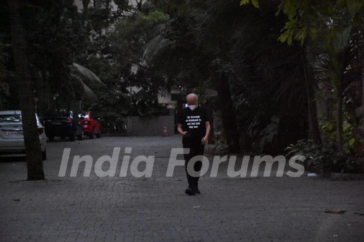 Mahesh Bhatt spotted in Juhu