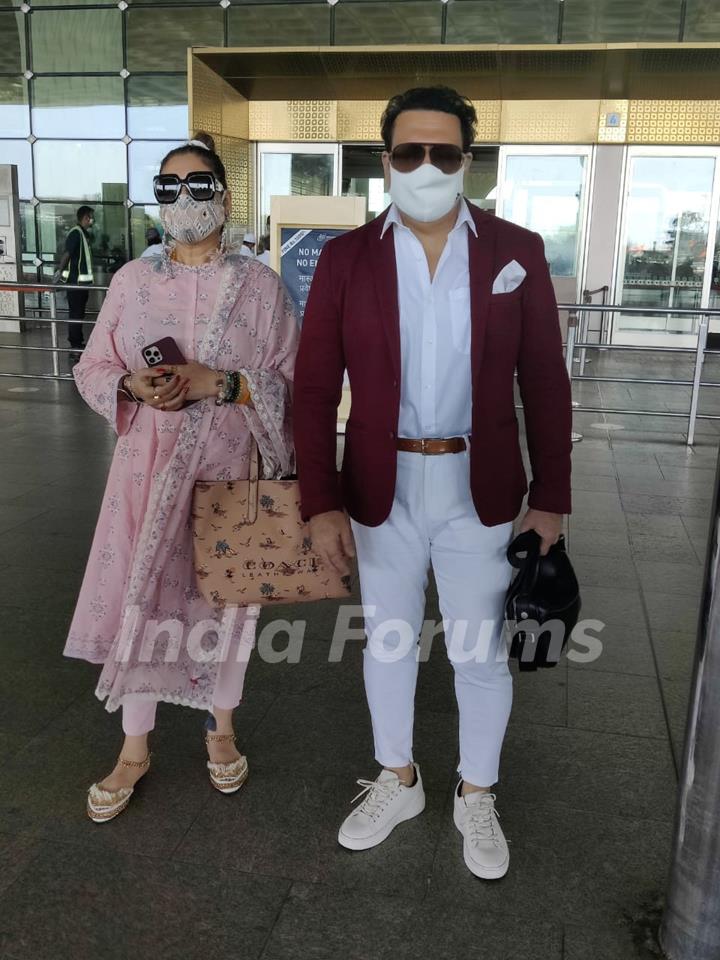 Govinda departs for Kolkata with his wife Sunita Ahuja 