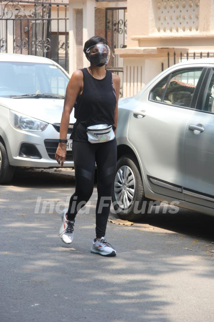 Mandira Bedi snapped at Bandra