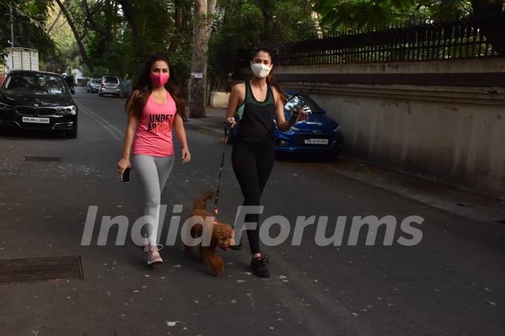 Celebrity sisters Malvika Raaj and Sonakshi Raaj step out for a walk