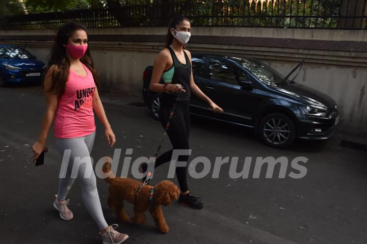 Celebrity sisters Malvika Raaj and Sonakshi Raaj step out for a walk