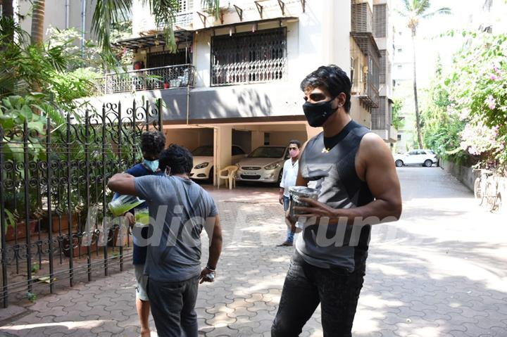 Sonu Sood snapped outside his residence