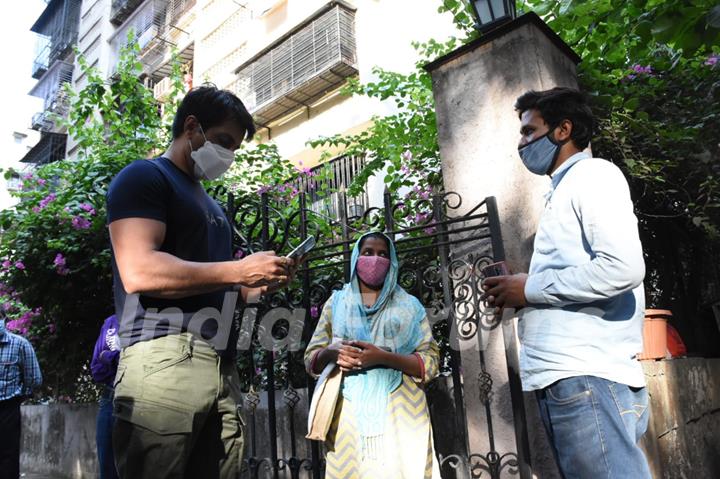 Sonu Sood spotted outside his building!