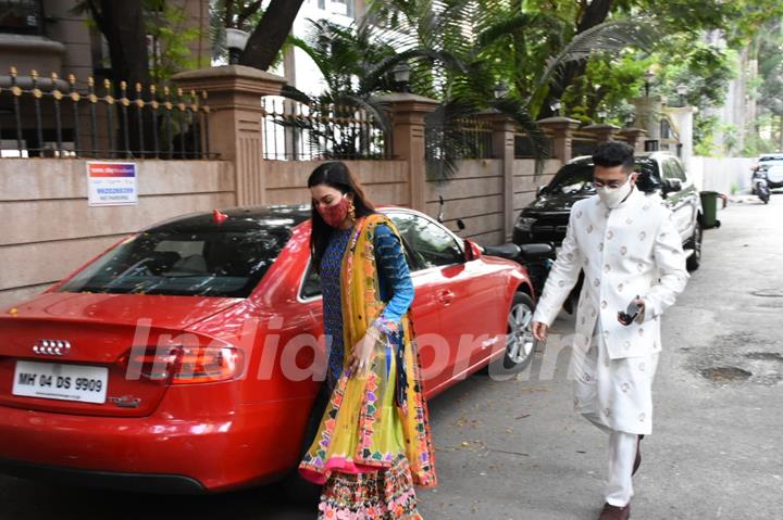 Gauahar Khan and Zaid Darbar spotted visiting her in-laws at Lokhandwala, Andheri