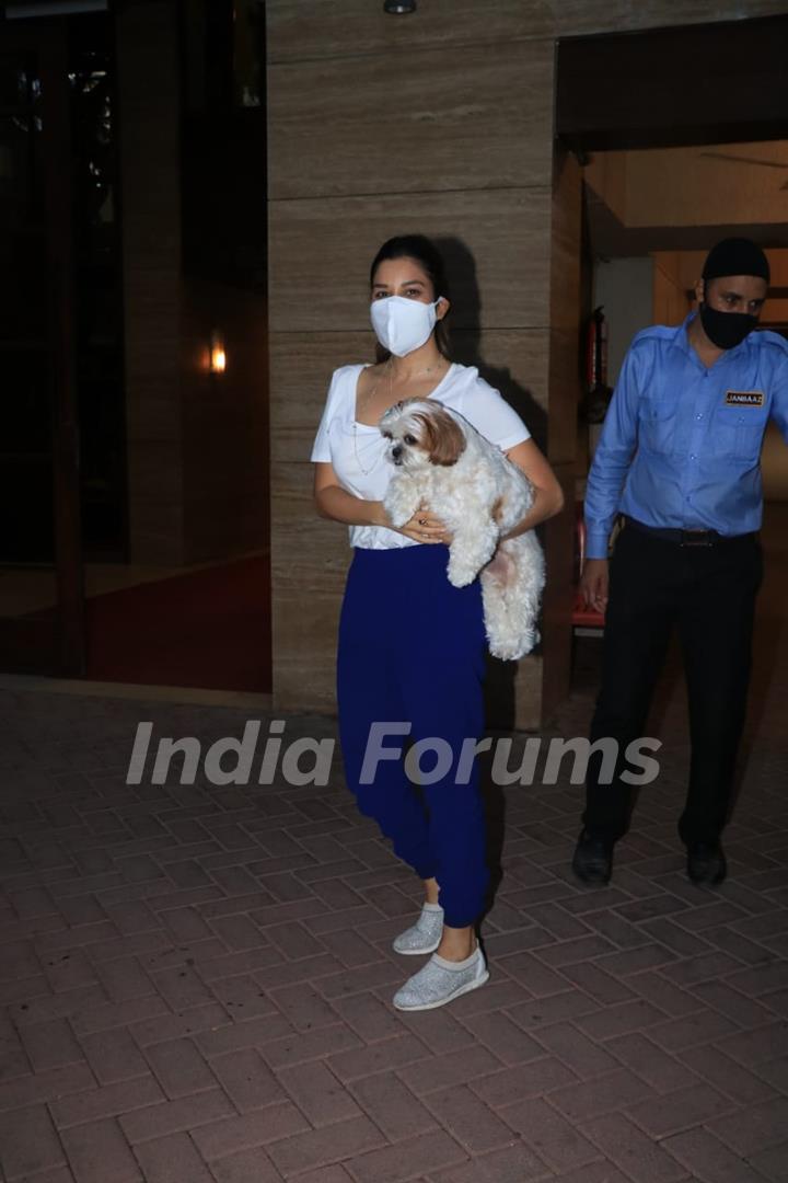Sophie Choudry snapped with her pet in Bandra
