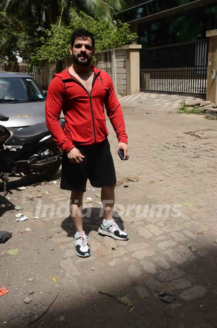 Television star Karan Patel snapped in Andheri