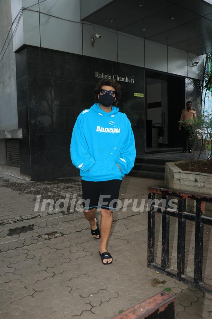 Arjun Kapoor spotted at a clinic in Bandra