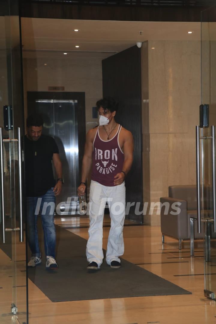 Tiger Shroff spotted at Bandra on Monday evening!
