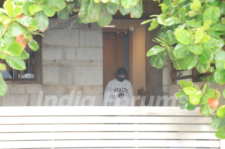 Shweta Bachchan snapped at Zoya Akhtar's house in Bandra