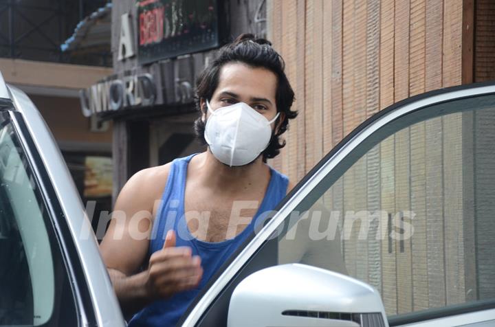 Varun Dhawan snapped outside his gym in Juhu