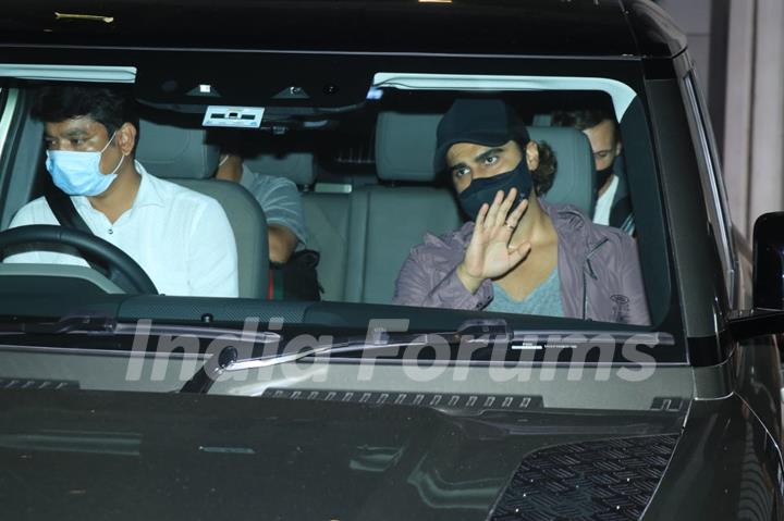 Arjun Kapoor snapped at gym in Bandra