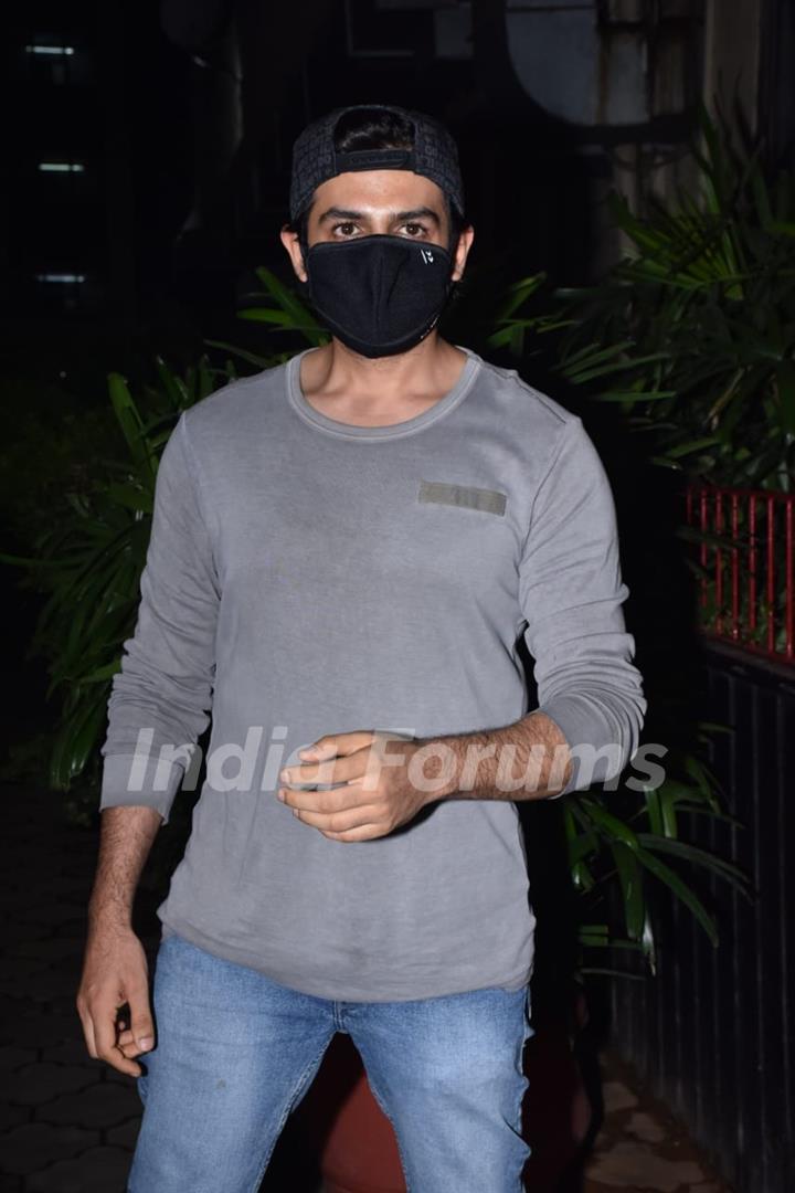 Kartik Aaryan snapped in Andheri