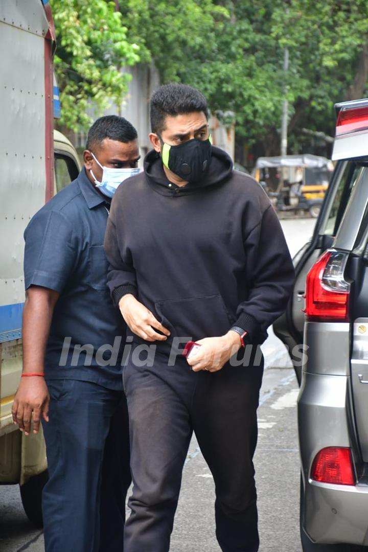 Abhishek Bachchan snapped at Khar