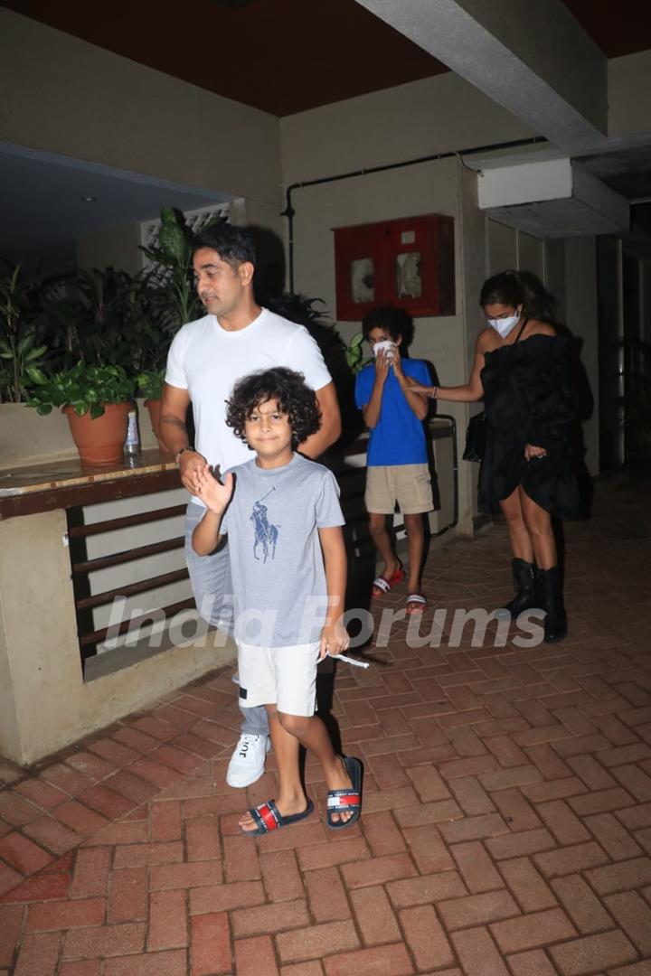 Amrita Arora snapped with her kids at Kareena Kapoor's house