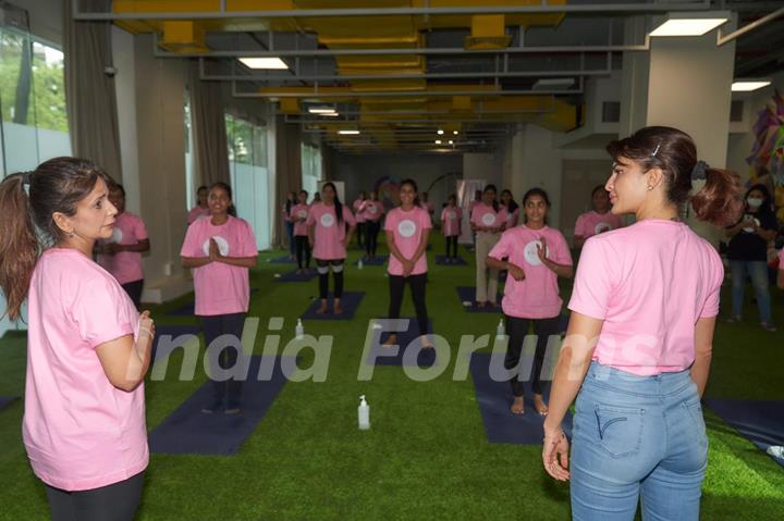 Jacqueline Fernandez's YOLO Foundation organizes a Yoga session for NGO kids