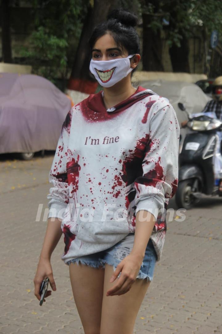 Adah Sharma snapped at Bandra