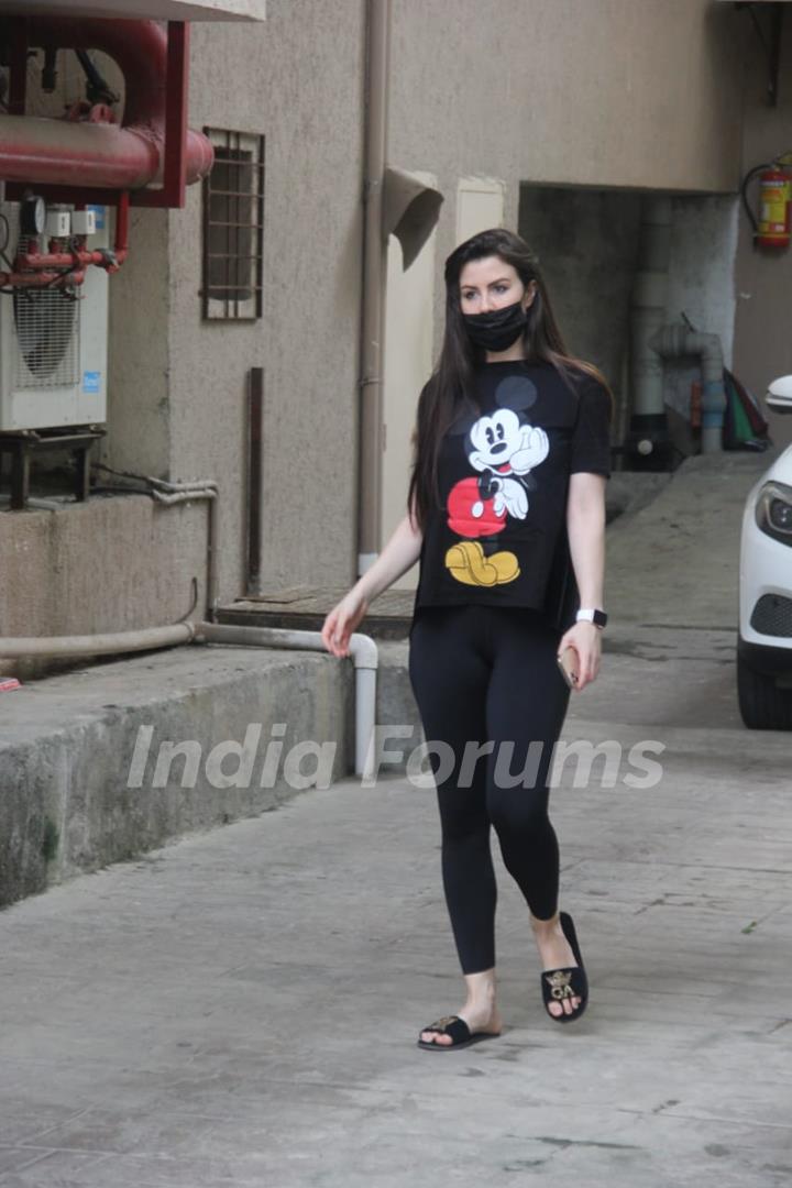 Giorgia Andriani snapped in Juhu