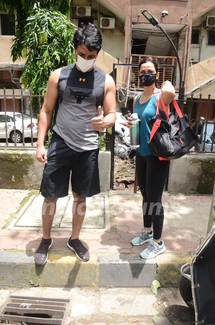 Sonu Sood and his wife snapped outside gym