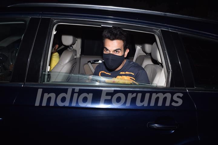 Rajkummar Rao snapped post shoot in Juhu