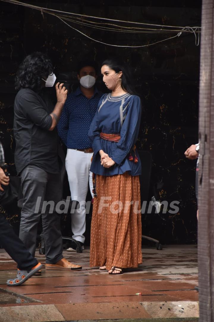 Shraddha Kapoor snapped at Nikhil Dwivedi's office in Juhu