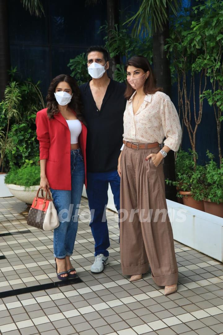 Akshay Kumar, Jacqueline Fernandez, Nushrratt Bharuccha snapped at Abundantia Entertainment’s office