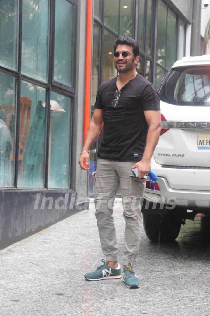 Sharad Kelkar snapped at Maddock films office