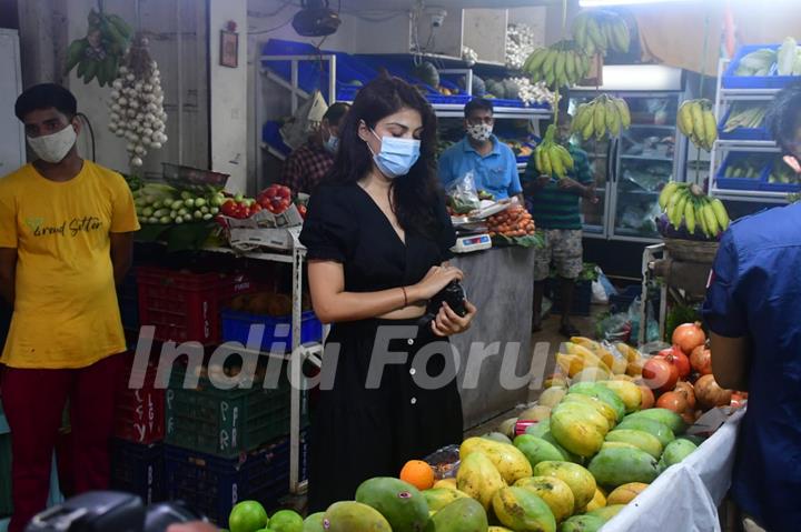 Rhea Chakraborty snapped at Pali Market, Bandra!