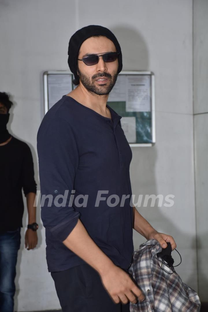 Kartik Aaryan snapped in Andheri