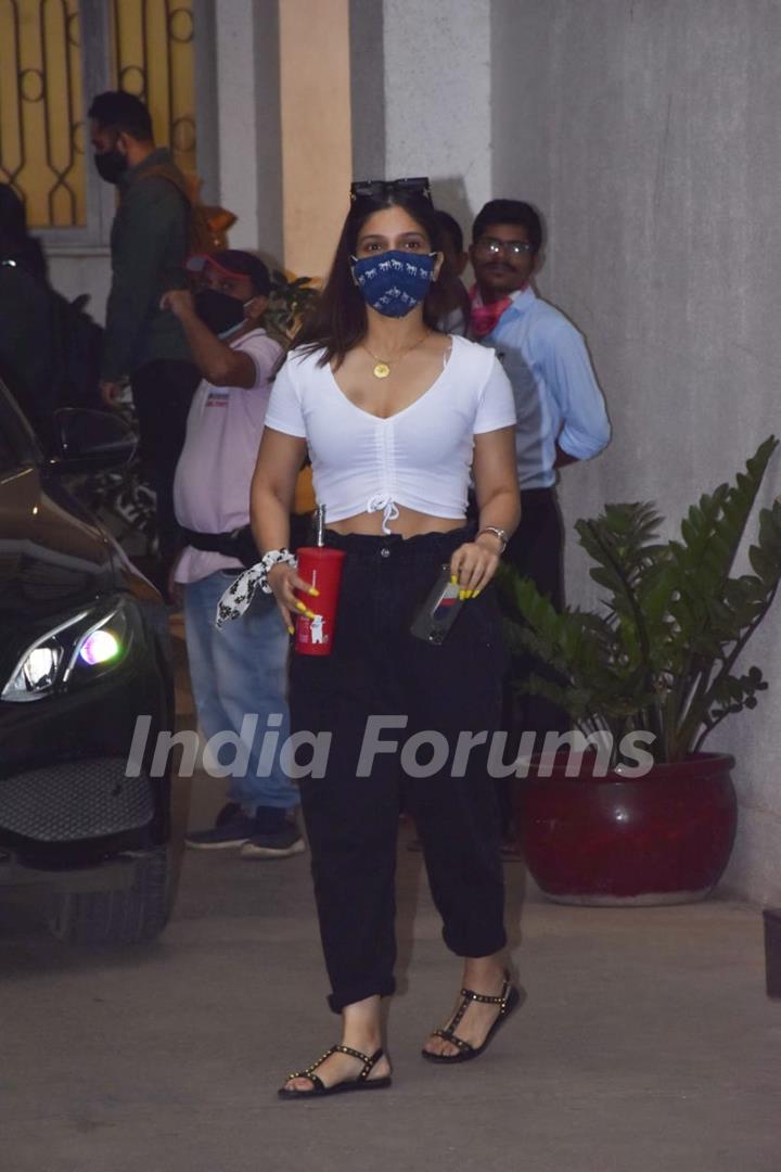 Bhumi Pednekar snapped at dubbing studio in Juhu