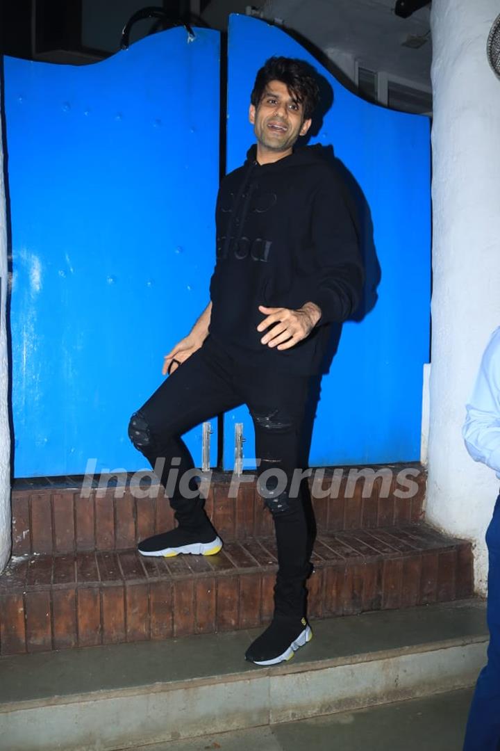 Celebrities at Kartik Aaryan Birthday party