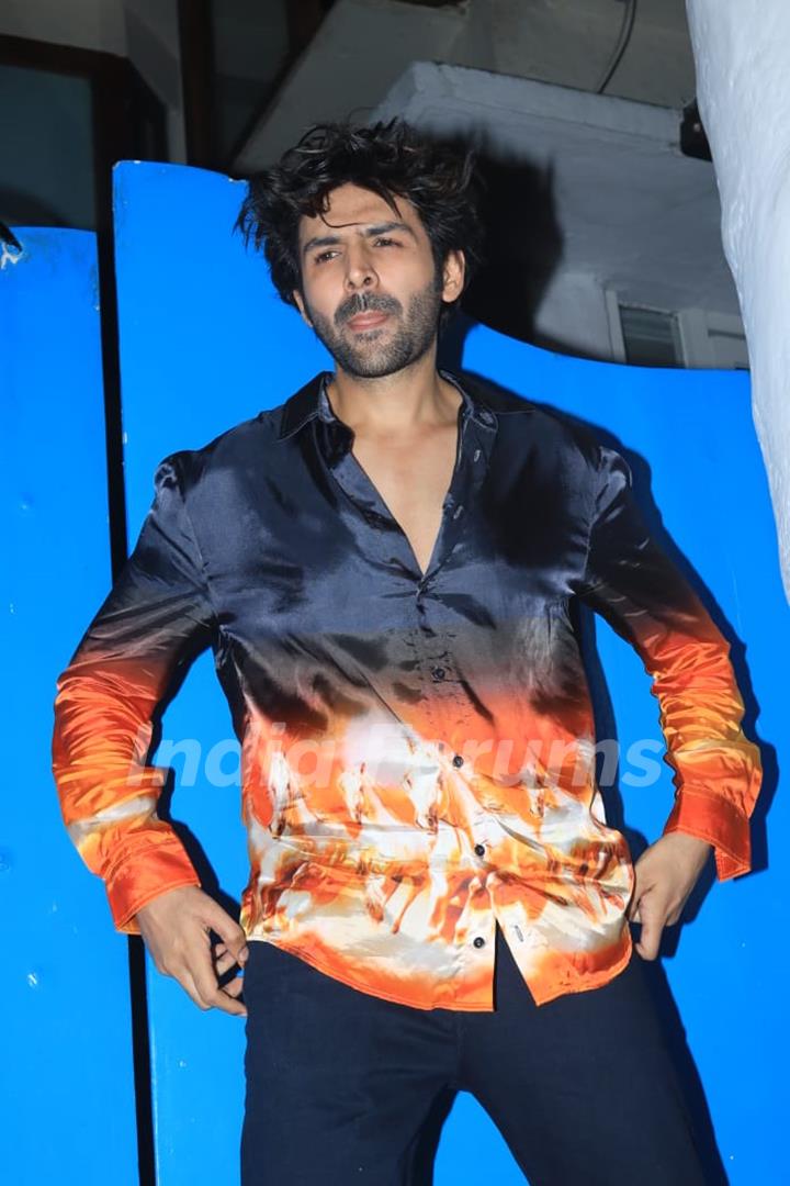 Kartik Aaryan at his 31st birthday bash 