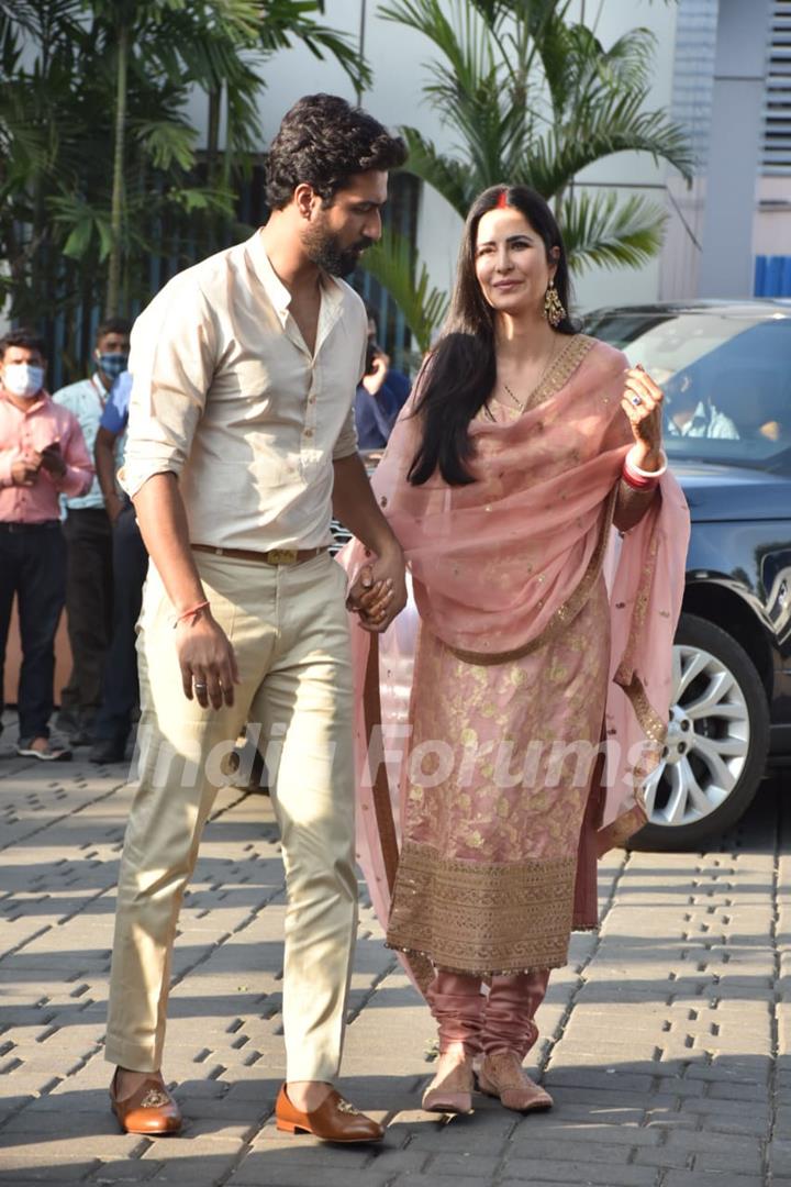 Vicky Kaushal and Katrina Kaif first public appearance as married couple