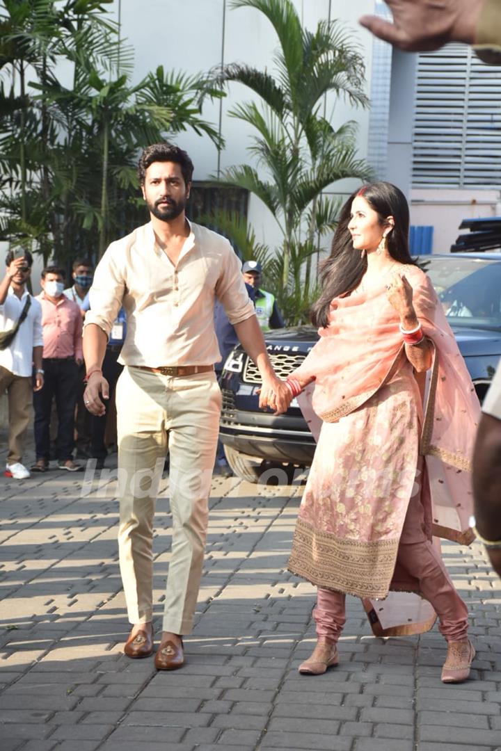 Vicky Kaushal and Katrina Kaif first public appearance as married couple