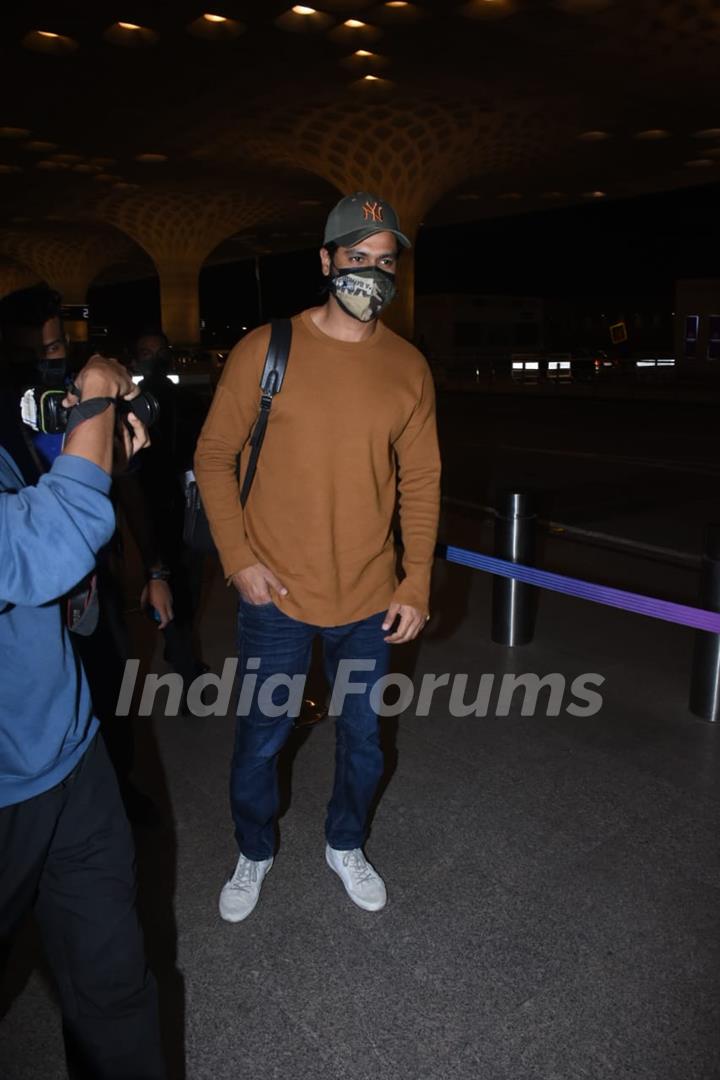 Vicky Kaushal and Katrina Kaif papped in the city