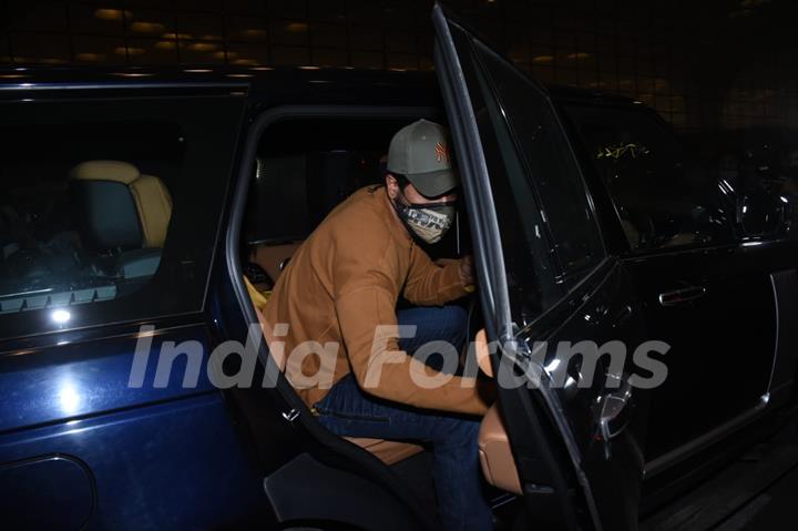 Vicky Kaushal and Katrina Kaif papped in the city