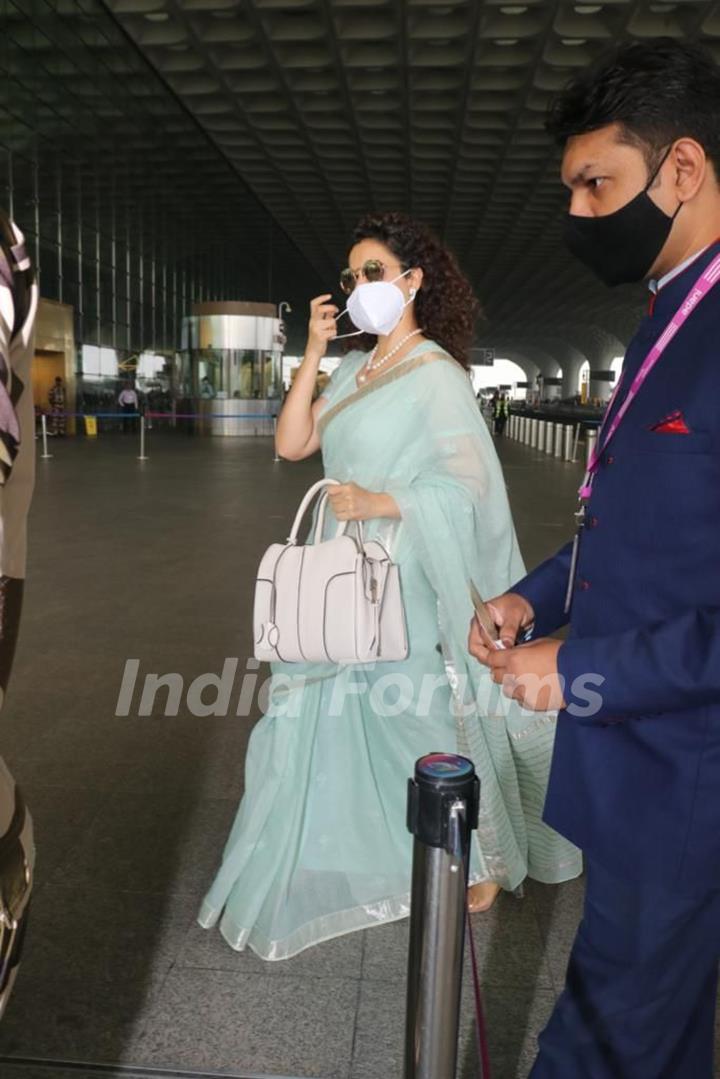 Kangana Ranaut spotted at the airport departure 