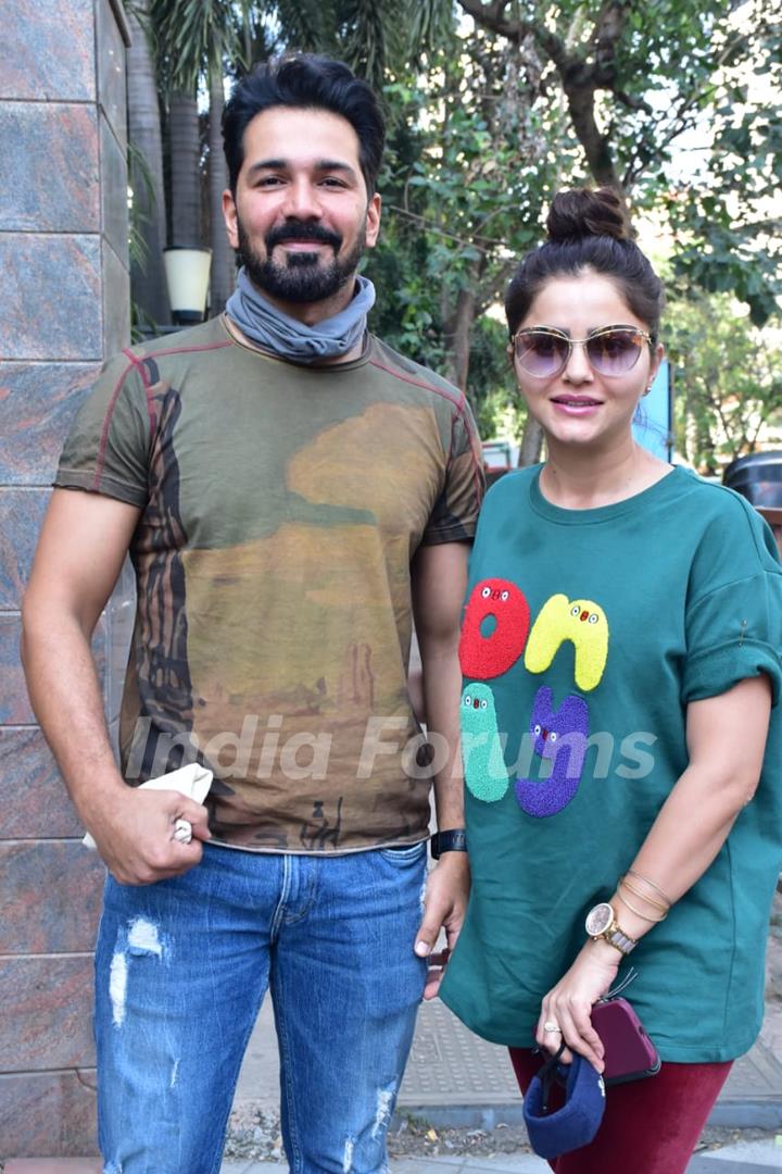 Rubina dilaik and abhinav shukla snapped in andheri