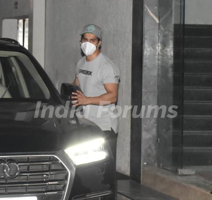 Bollywood celebrities spotted in the city 