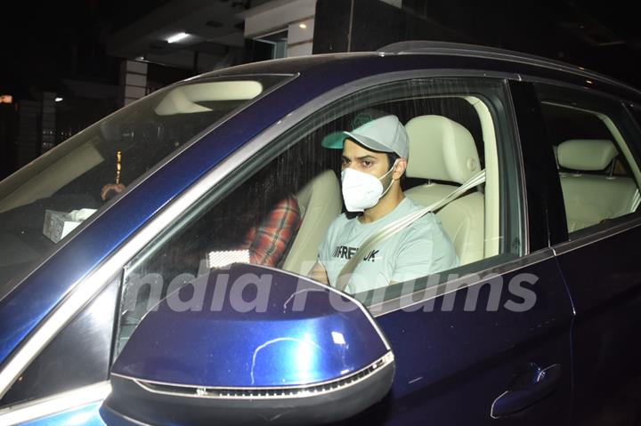 Bollywood celebrities spotted in the city 