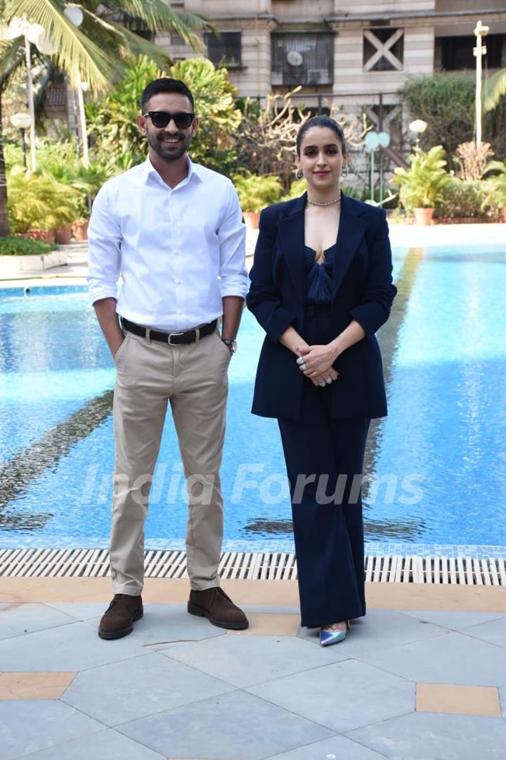 Vikrant Massey and Sanya Malhotra 